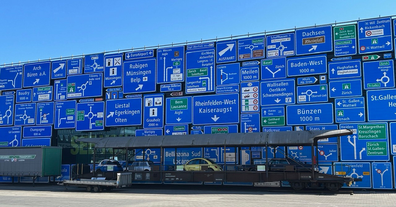 Verkehrstafeln, Kinderheim Sonnhalde, Heilsarmee Schweiz (2025).