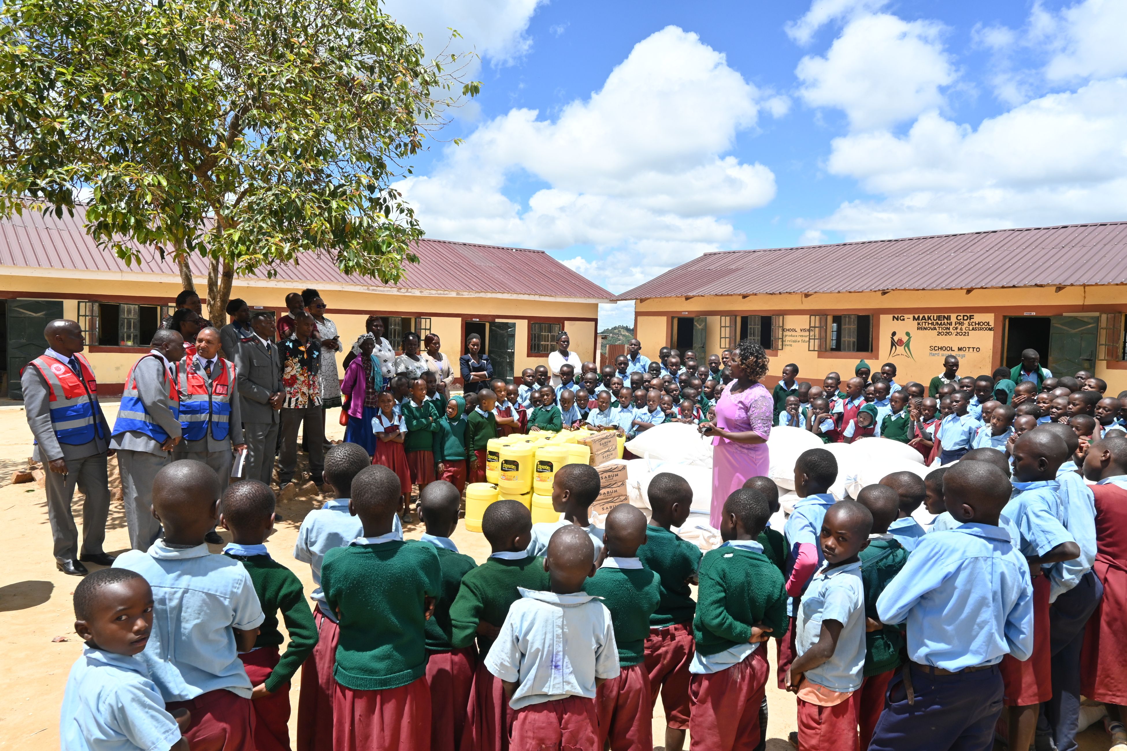 Nahrungsmittelabgabe in Kenia. IE