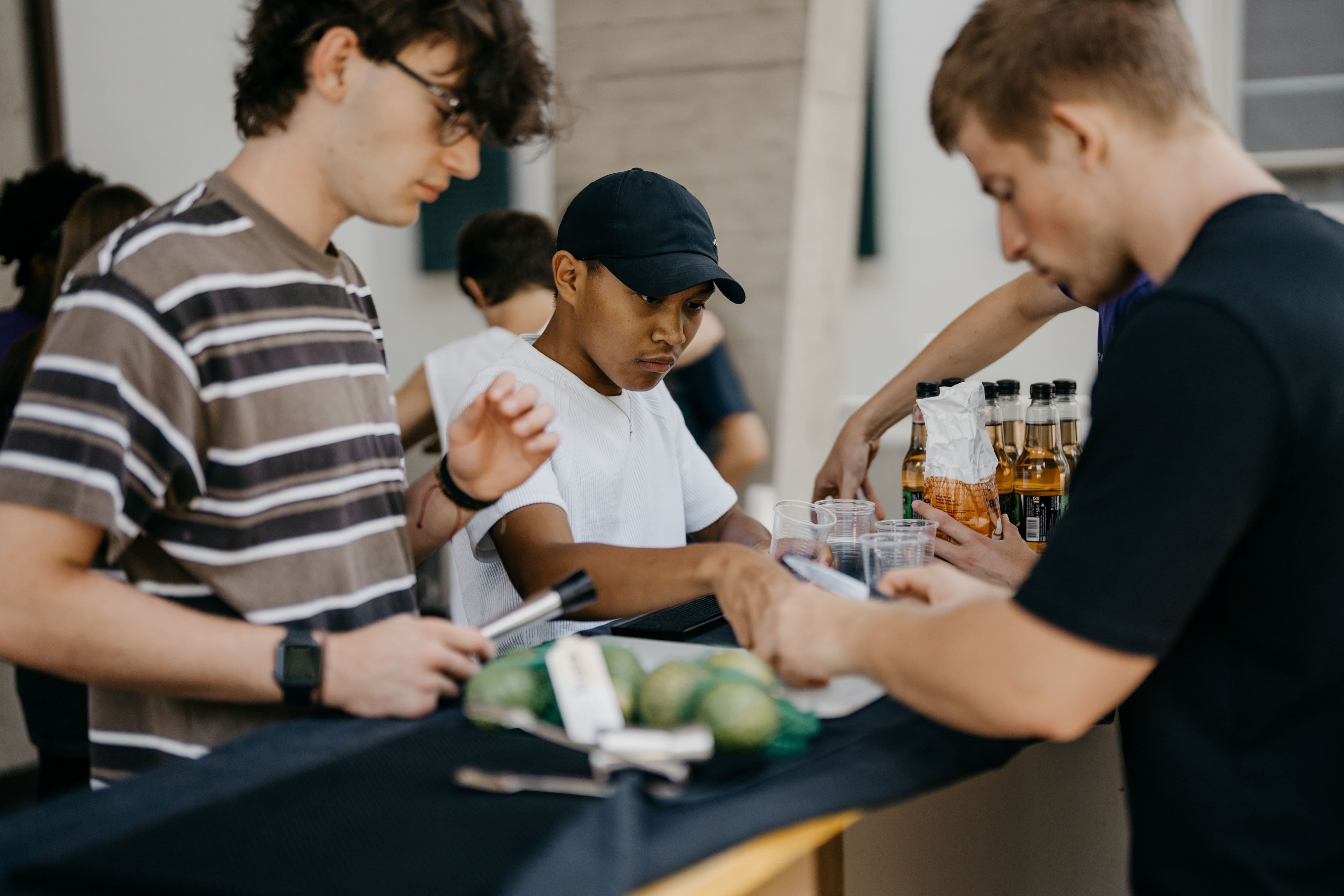 Drinks und Mocktails zubereiten