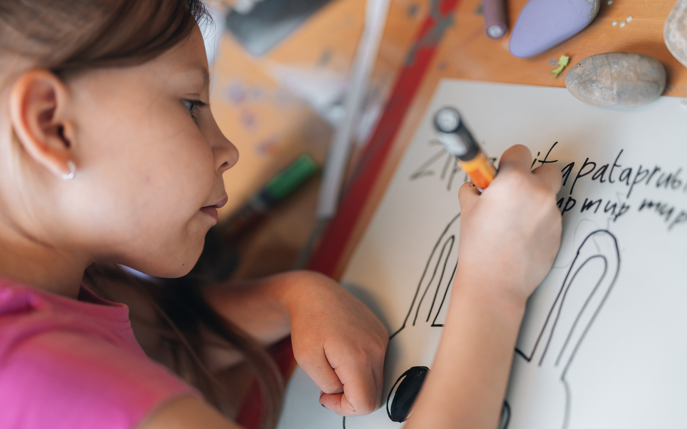 Symbolbild Kunsttherapie_Kinder- und Jugendhaus Paradies