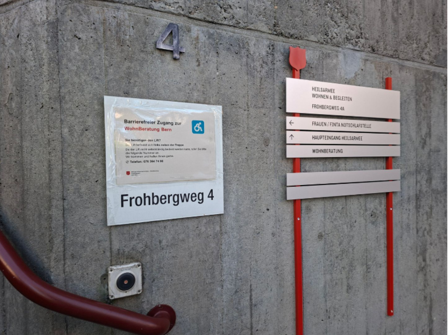 Frohbergweg-Eingangsbeschilderung